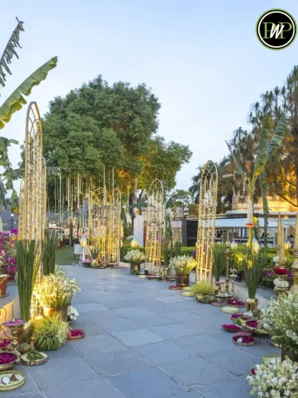 A magical welcome sets the tone for a beautiful story. We design stunning floral entrance decor that creates an unforgettable first impression, making every guest feel like they are stepping into a fairytale.