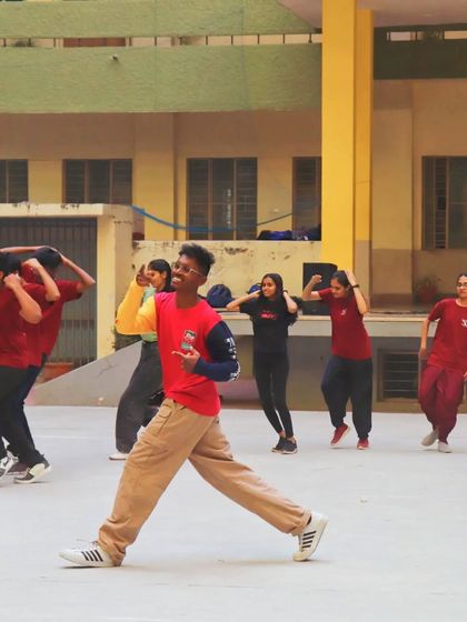 A candid shot from my dance workshop at Bangalore Institute of Technology. The vibe was amazing, and it was great to see so many students passionate about dance.