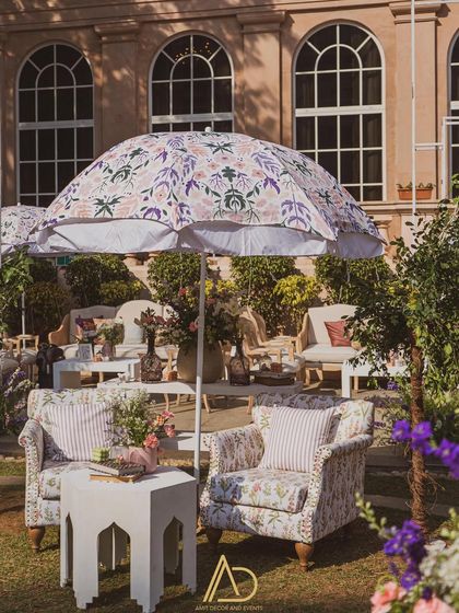 Enchanted Garden: White & Pastel Themes photo 33