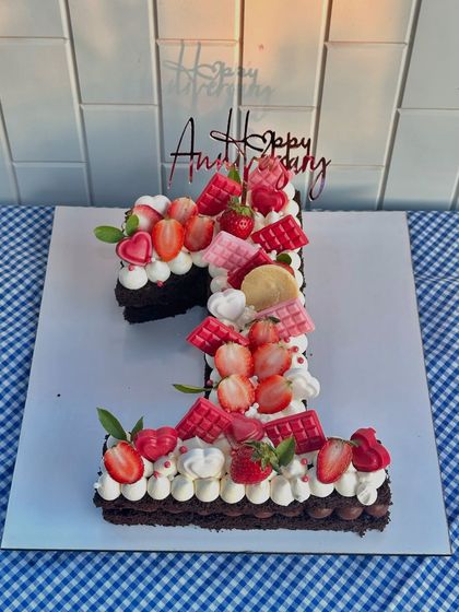 Themed & Novelty Cakes photo 6