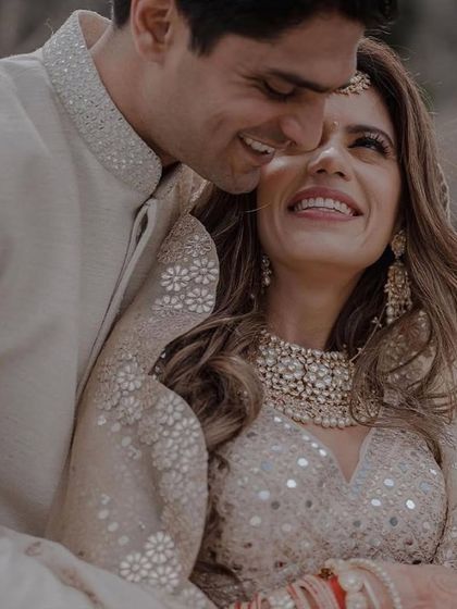 The happiness you get from finding a best friend in your life partner is unmatched. This couple's loving gaze says it all.