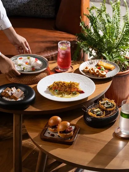 A Goan-inspired menu pop-up featuring sliders, seafood, and ceviche. This shows my versatility in shooting different types of pop-up events.
