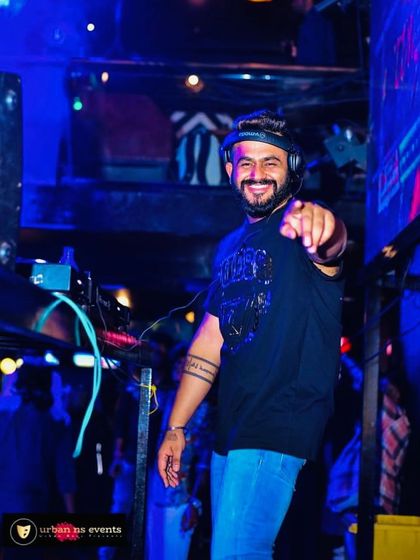 Ankit Kamra - Event DJ Services High-Energy Club Gigs photo 76