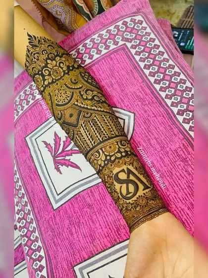 Another angle of the same design.