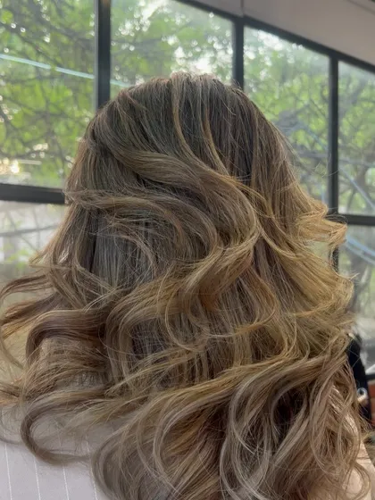 A closer look at the waves and color, showing the intricate blend of highlights and lowlights.