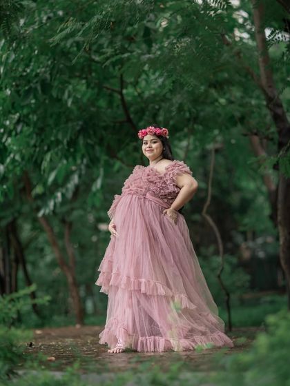 Solo Maternity Portraits photo 22