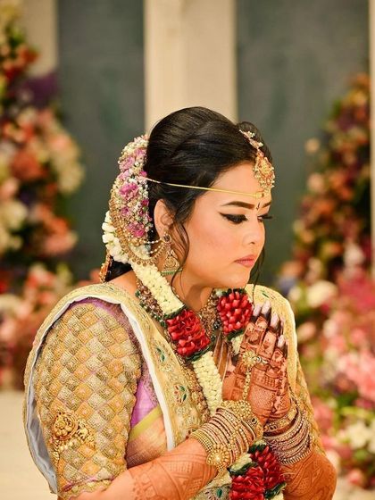 Nikita - Bridal & Wedding Mehndi Our Signature Deep Stain photo 7