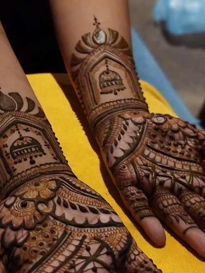 Festival Specials: Eid, Karwa Chauth & More photo 4