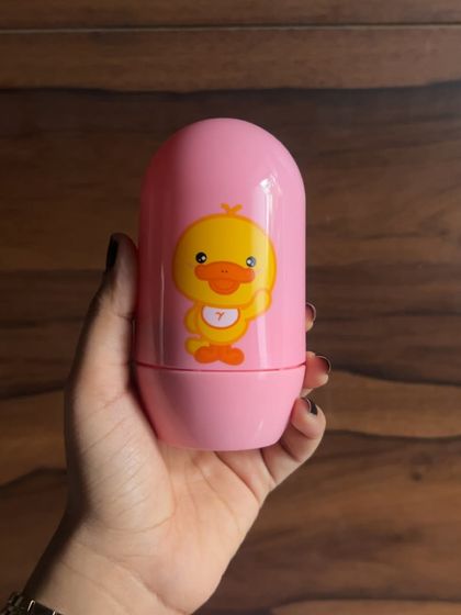 An adorable duck-themed sippy cup included in one of my baby hampers.
