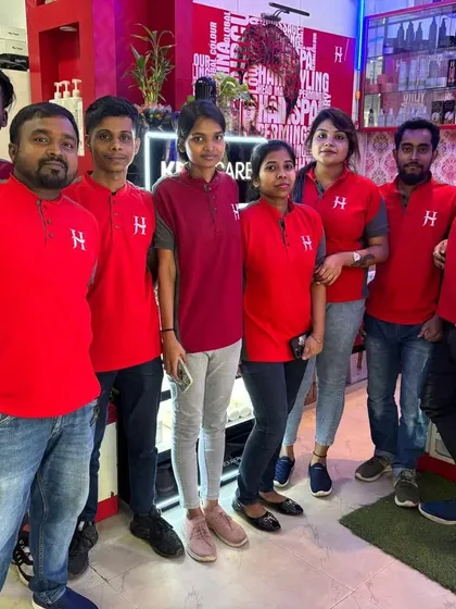 Our team at the Shova Bazar, Kolkata salon, looking sharp in their new uniforms. This professional look reflects our high standards of care and service.