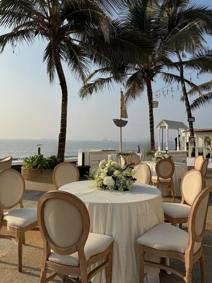 Ethereal Gardens: White & Green Decor photo 13