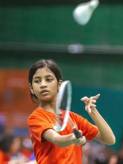 Rashi Javir in action during the Maldives Junior Open, where she secured the Silver Medal in the U11 Girls Singles category. Her focus and technique are remarkable.