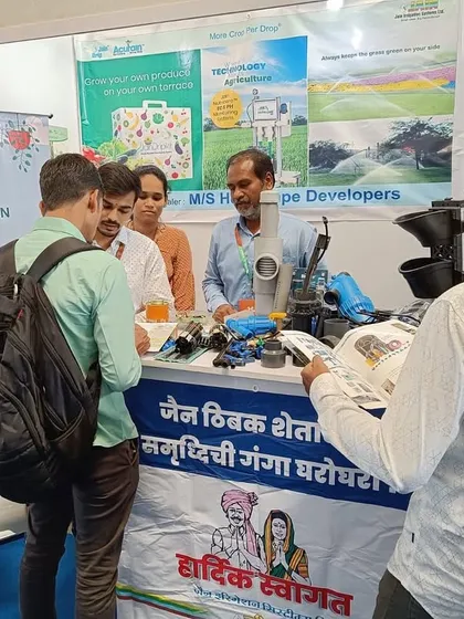 Our stall featured a display of various irrigation components, allowing us to give hands-on demonstrations to interested farmers and home gardeners. We enjoy sharing our knowledge and passion for efficient watering systems.