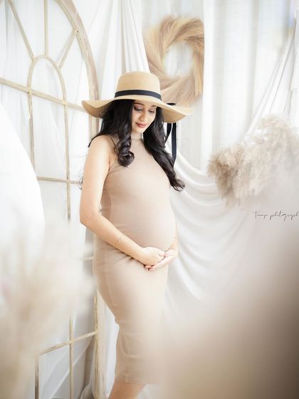 Solo Radiance: Portraits of the Mother-to-Be photo 85