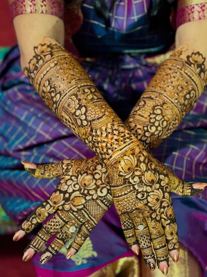 Z4 Studios - Bridal & Wedding Henna Traditional & Figurative Henna photo 8