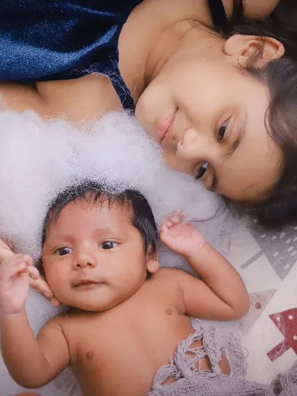 Welcoming a new baby is a magical time for the whole family. We love capturing the tender first meetings and the beginning of a lifelong bond between siblings.