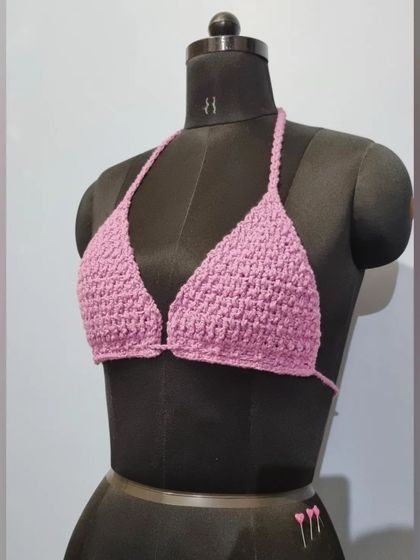 A closer look at the classic triangle bikini top. The simple, clean design is timeless. I use a dense stitch to ensure good coverage, and the ties make it fully adjustable.