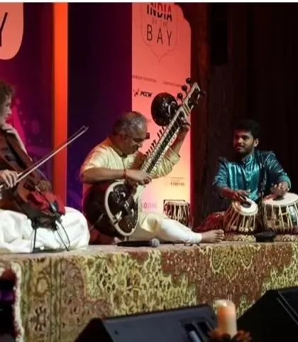 Performing at the 'India by the Bay' festival in Hong Kong with the esteemed Shubhendra Rao ji on sitar and Saskia Rao-de Haas ji on Indian cello. It was a beautiful fusion of sounds.