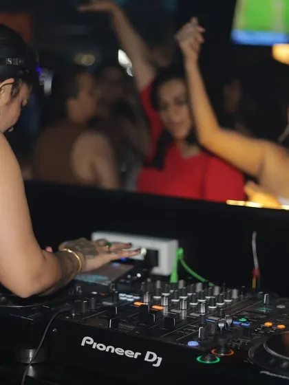 The crowd at Vibe Restobar in Chennai singing their hearts out. Moments like these are why Chennai holds a special place in my heart.