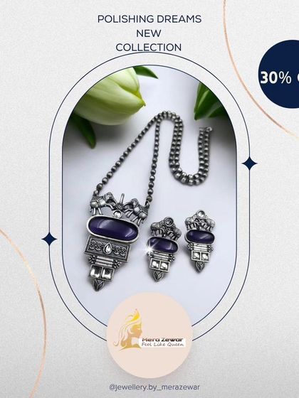 Here is the 'Polishing Dreams' set in a deep purple. This royal shade gives the oxidized silver set a very rich and luxurious feel, ideal for evening events.