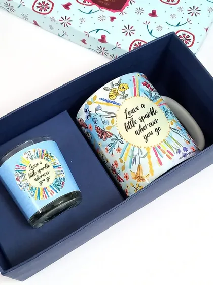 'Leave a little sparkle wherever you go'. This mug and candle gift set is a simple yet beautiful gift to celebrate the amazing women in your life.