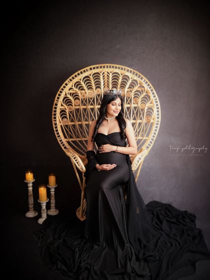 Solo Radiance: Portraits of the Mother-to-Be photo 84