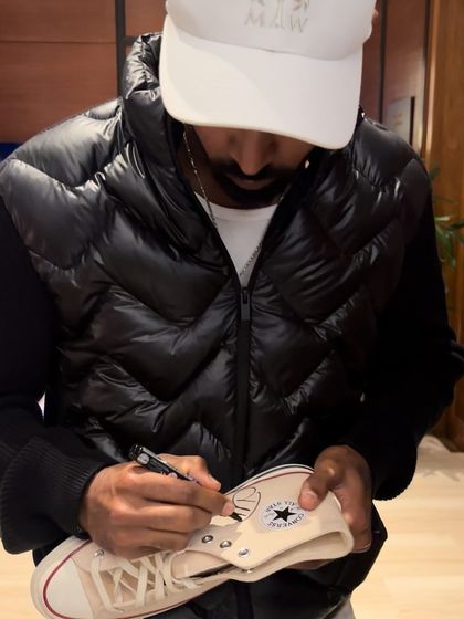 Cricketer Hardik Pandya signing the custom Converse Chuck 70s we created for him. Getting this kind of approval from a style icon is what drives us to push our creative limits.