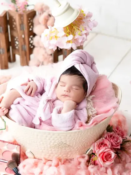 Newborn Portraits: The First Few Weeks photo 5