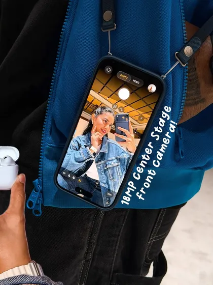 Highlighting the new 18MP Center Stage front camera on the iPhone. I focus on specific, user-relevant features and demonstrate them in a clear and practical way.