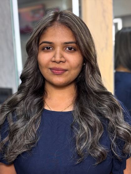 This creamy ash shade is perfect for the festive and wedding season. It's a sophisticated color that looks great on many skin tones.