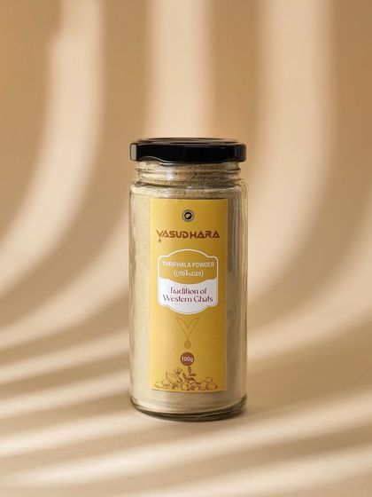 A clean shot of the Vasudhara face pack jar with dramatic shadow play. Using light and shadow adds depth and a sophisticated feel to the image.