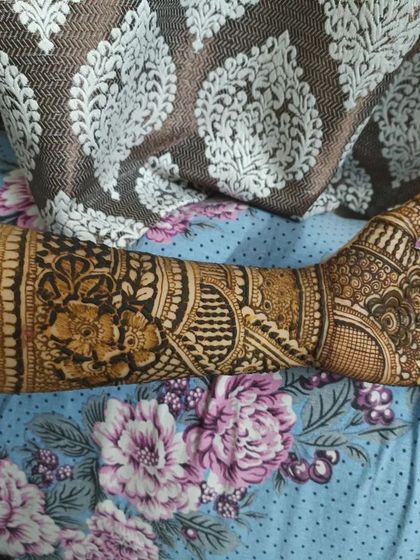 Fouzia Ahmed - Bridal Mehendi A Closer Look at the Details photo 12