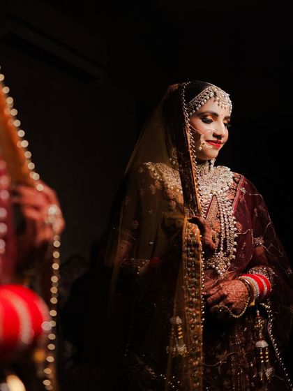 The Radiant Bride: Solo Portraits photo 12