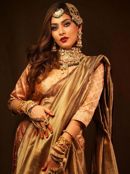 Bridal Makeup Mastery photo 93