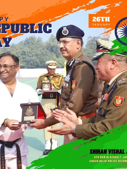 Receiving a token of appreciation from the Delhi Police on Republic Day. My association with the force is a matter of great pride and responsibility, and I am dedicated to providing the best possible self-defense training.