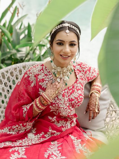 Timeless Bridal Looks photo 73