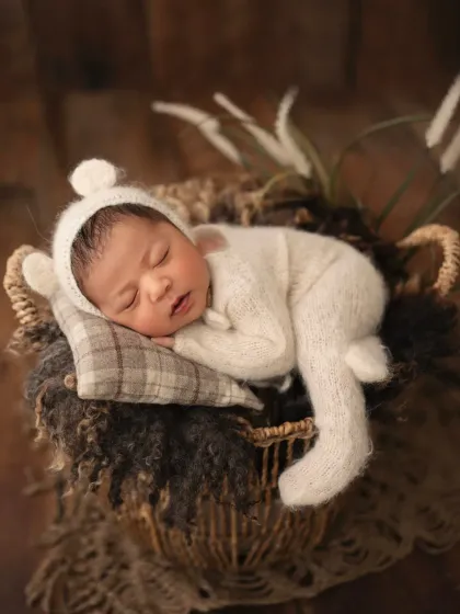 Dreamy Newborn Portraits photo 34