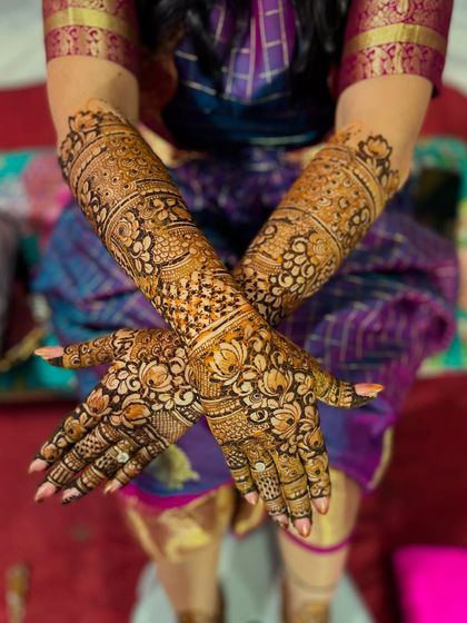 Z4 Studios - Bridal & Wedding Henna Traditional & Figurative Henna photo 11