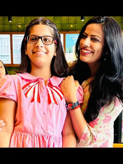 A beautiful mother-daughter moment from our Wabi Sabi workshop. Creating art together is a wonderful way to connect and make lasting memories.