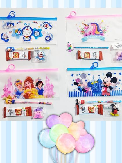 Here you can see how I can create a small, complete favor by pairing the stationery pouch with a chocolate bar.