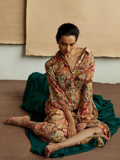 Vidhi Thakur - Portrait & Headshot Photography Studio Portraits: The Art of Stillness photo 17