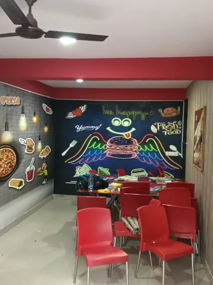 Ansari - Wallpaper & Mural Installation Commercial & Office Spaces photo 6