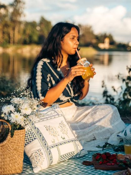 The Yellow Dwelling - Custom Soft Furnishings Finishing Touches: Cushions, Throws & Sofa Covers photo 30