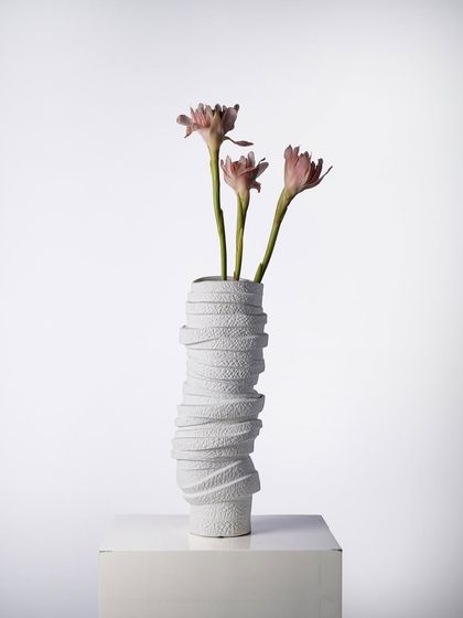 Faaya Focus: Sculptural Vases & Objects photo 20
