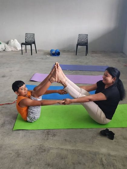 Swimsquare - Swimming Lessons Dry-Land Training: Strength & Flexibility photo 107