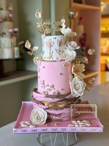 L'amour Sugar - Bespoke & Designer Cakes Wedding & Engagement Spectacles photo 17