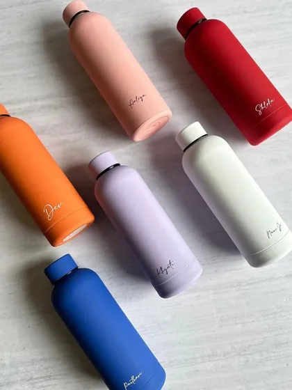 A rainbow of our matte Aqua-lite personalised bottles. With so many vibrant colors to choose from, you can find the perfect one to match your style.