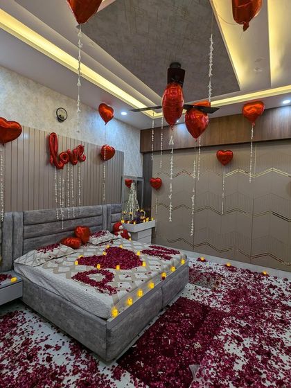 The Trendy Party - Wedding & Pre-Wedding Event Decoration Romantic 'Welcome Bride' Room Setups photo 14