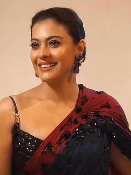 Styling the iconic Kajol was a dream. We chose this beautiful dual-tone Shivanand & Narresh saree with a contemporary embellished strap, creating a look that is both graceful and modern.