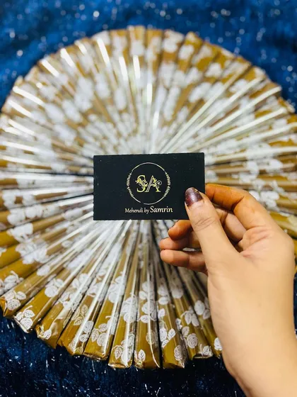 Quality is key, which is why I make my own organic henna cones for every appointment in Bangalore. They are completely natural and chemical-free, which is my secret to achieving that perfect, dark maroon stain.